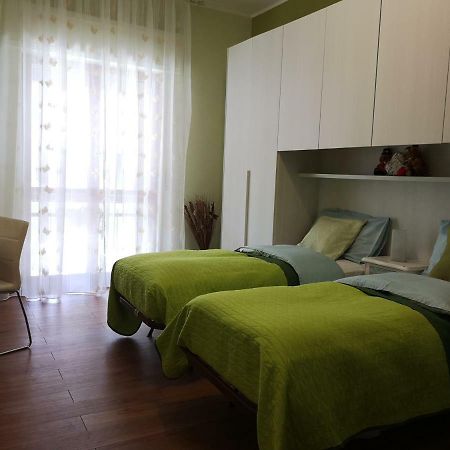 Апартаменты La Casa Della Sposa Трани Экстерьер фото