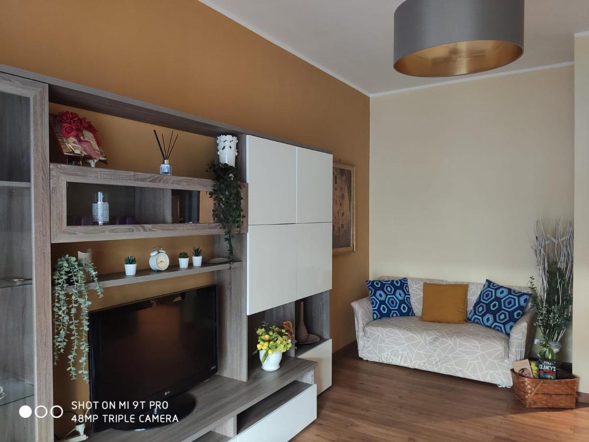 Апартаменты La Casa Della Sposa Трани Экстерьер фото